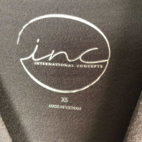 INC INTERNATIONAL CONCEPTS V Neck Tank Top Size XS - Picture 4 of 4